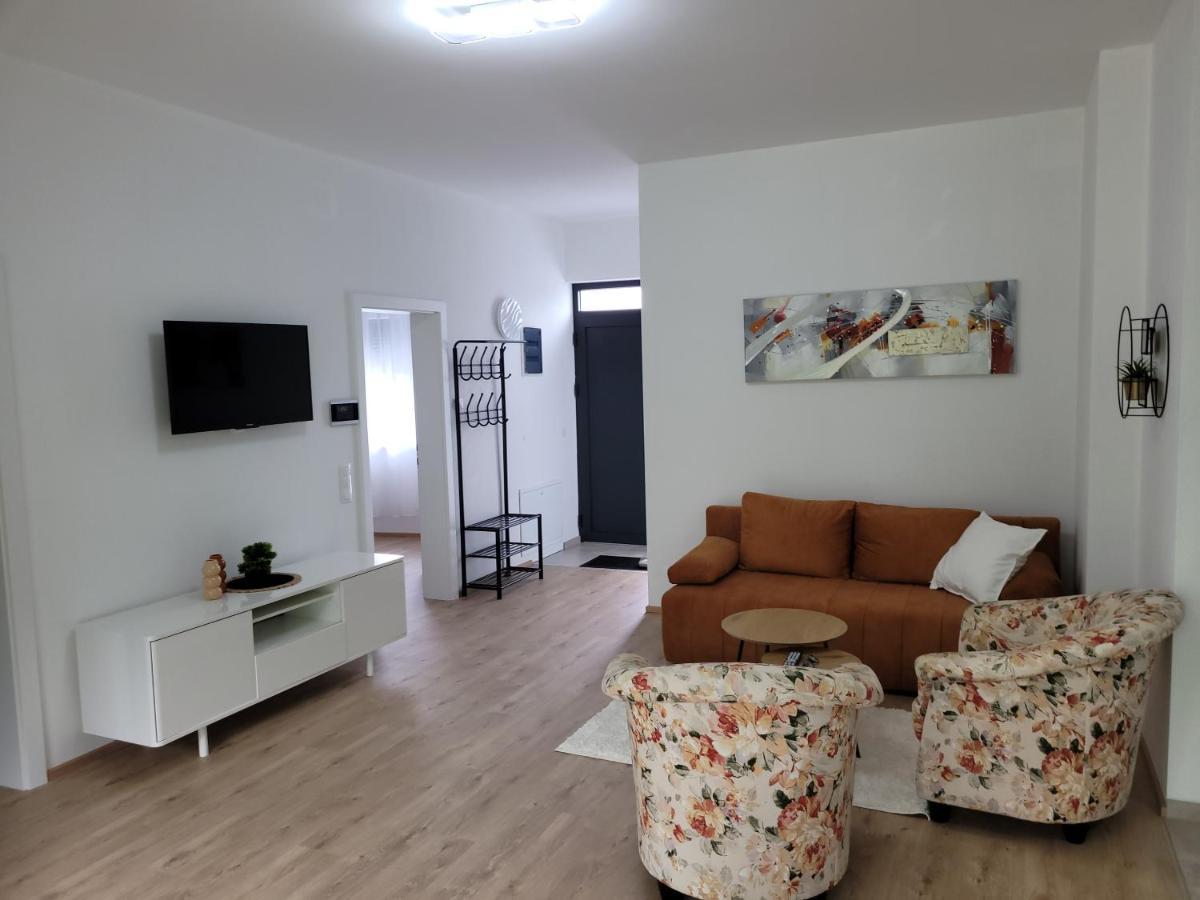 Villa Loe Villach Buitenkant foto